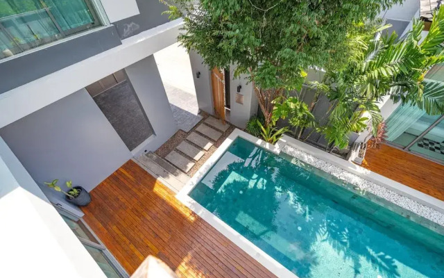 Teak 5 Bedroom Private Pool Villa Bangtao Beach