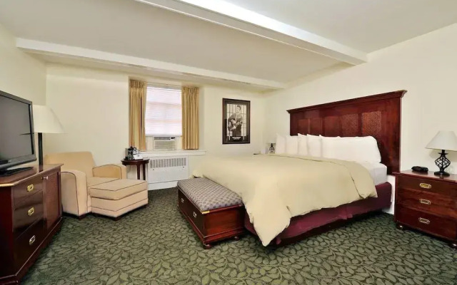 Jailhouse Inn