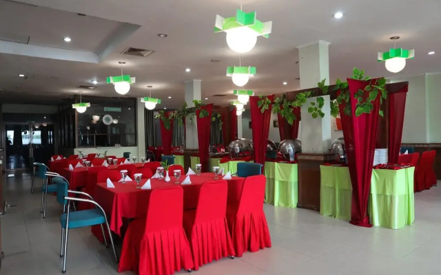 Mona Plaza Hotel By OYO Rooms