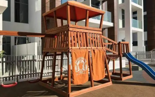 Modern 1BR in Jumeirah Village Circle (Pool View)