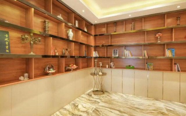 songyue Hotel (Harbin Chengde Square Chinese Baroque Store)