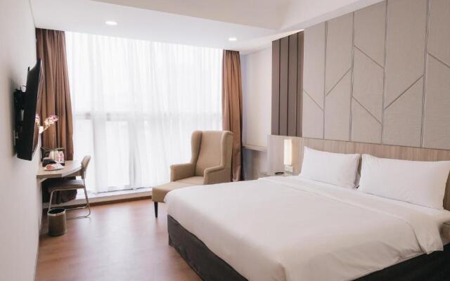Grand G7 Pasar baru