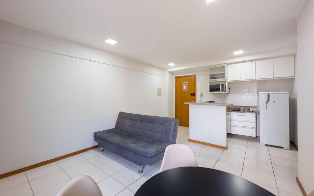 Apto completo perto do Hosp de Olhos PLN0415