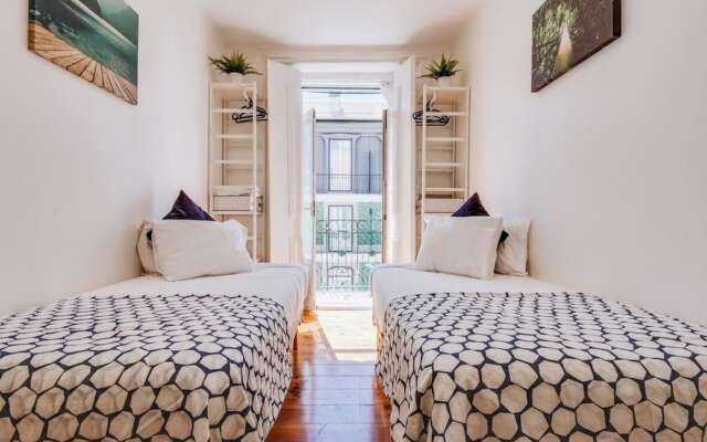 3 Bedroom Apartment in Baixa With River View