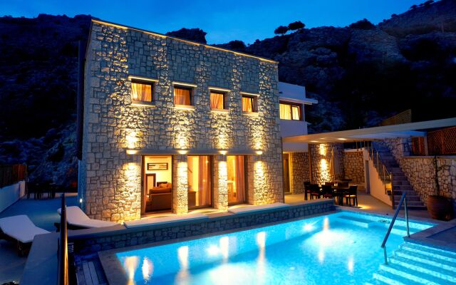 Blue Dream Luxury Villas