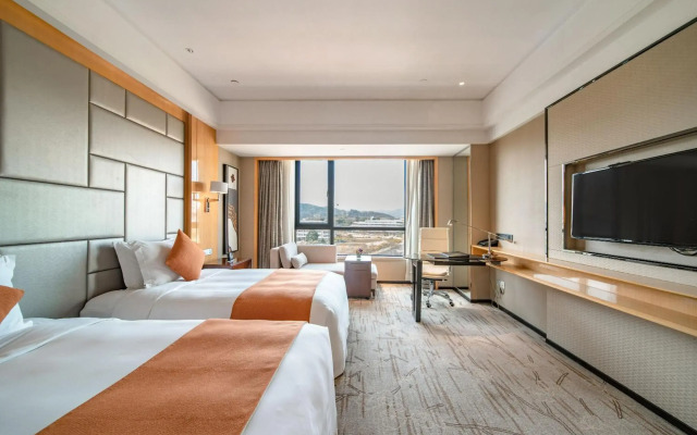Swissôtel Guangzhou Hotel