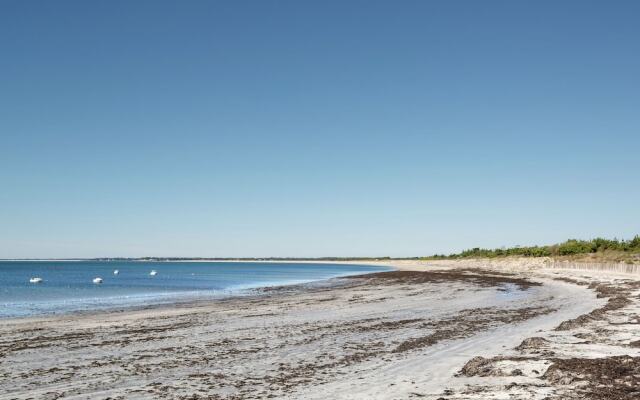 Welcoming Villa in Fouesnant With Swimming Pool