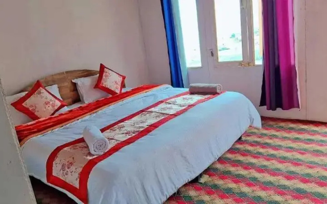 Blue Chill Cottage Pangong