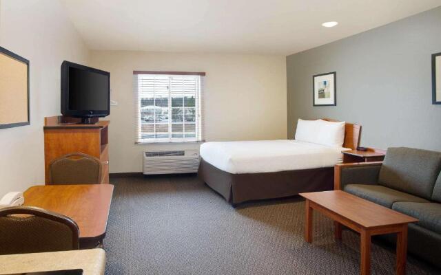 WoodSpring Suites Manassas Battlefield Park I-66