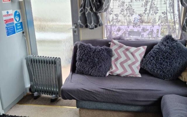 Cosy Static Caravan on East Mersea Island