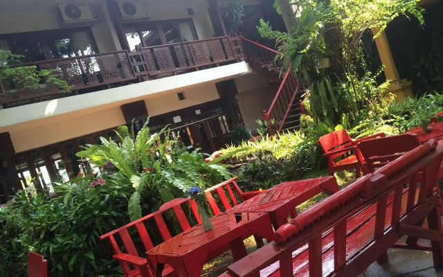 Mae Hong Son Mountain Inn Hotel & Resort