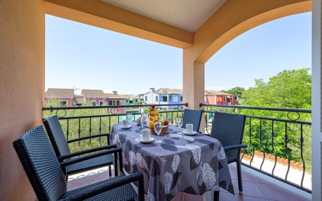 Awesome Home in Basanija With Wifi and 2 Bedrooms