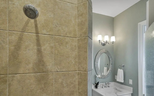 Bella Destina by RedAwning