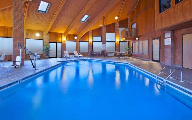 Quality Inn Grand Blanc - Flint South