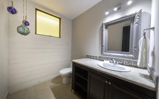 Captivating 3br/2.5ba Unit is Just Perfect