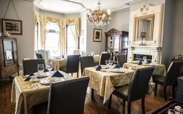 Belle View Manor Inn