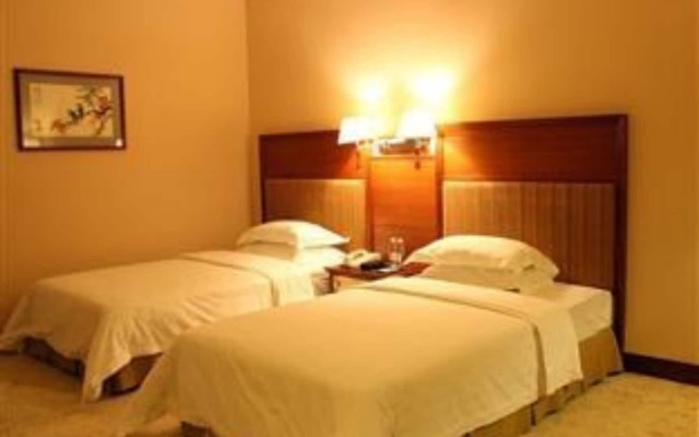 Gladden Hotel Shilong