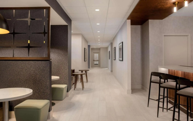 Hampton Inn by Hilton Winnipeg Downtown