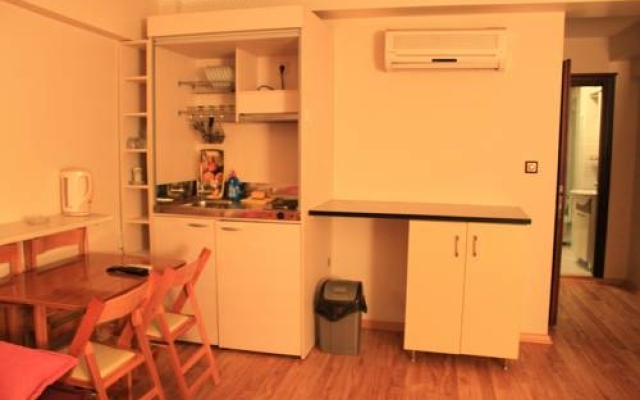 Feridiye 93 Suites