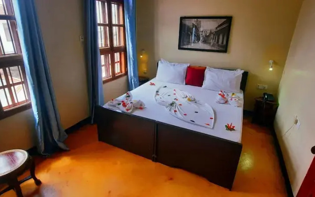 Rumaisa Hotel