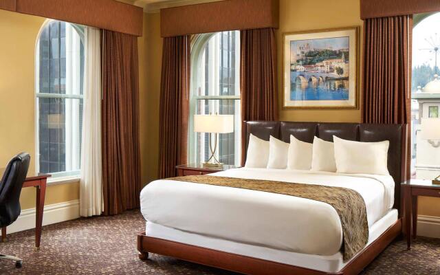 The Louie, A Davenport Hotel, Autograph Collection®