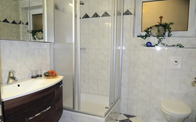 Beautiful Home in Grossarl With 5 Bedrooms and Wifi