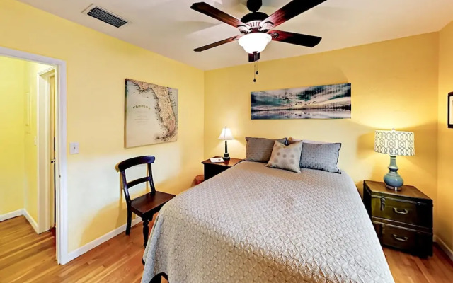 Las Olas Oasis - 3 Br Home