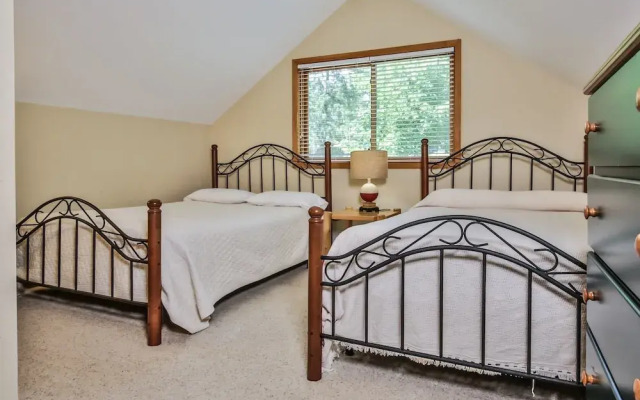 Sandy Shores - 4 Br Home