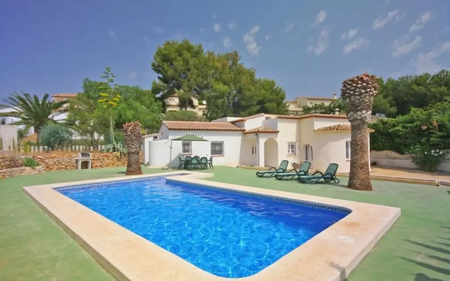 Villa - 3 Bedrooms with Pool and WiFi - 106434