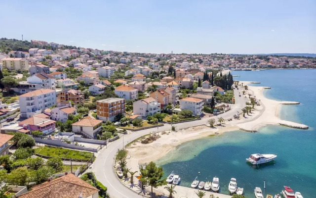 Apartments and Room Maestral
