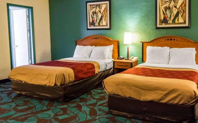 Fort Lauderdale Gardens Inn & Suites