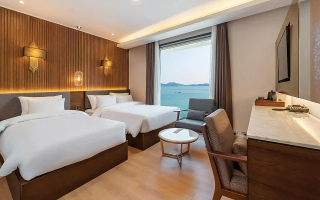 Stubborn Hotel