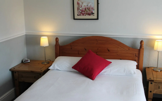 Oak Farm Hotel