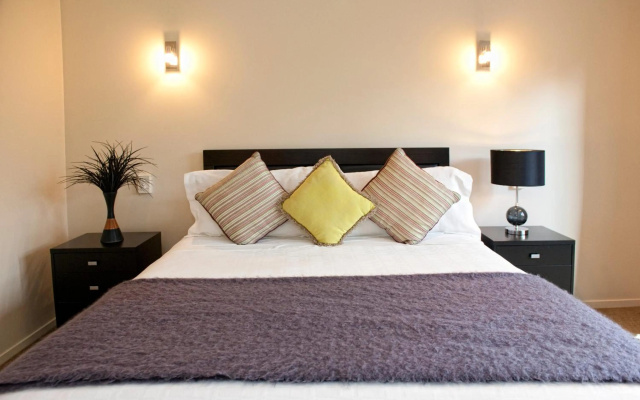 B&B @ the Redwoods – Guest Rooms – Rotorua