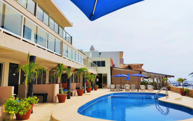 Hacienda Morelos Beach Front Hotel