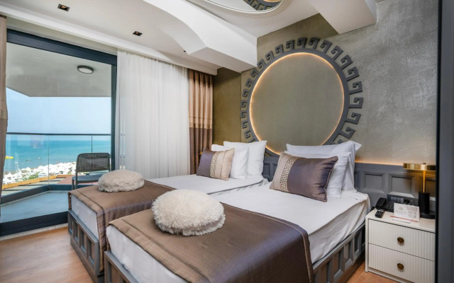 Golden Star Hotel