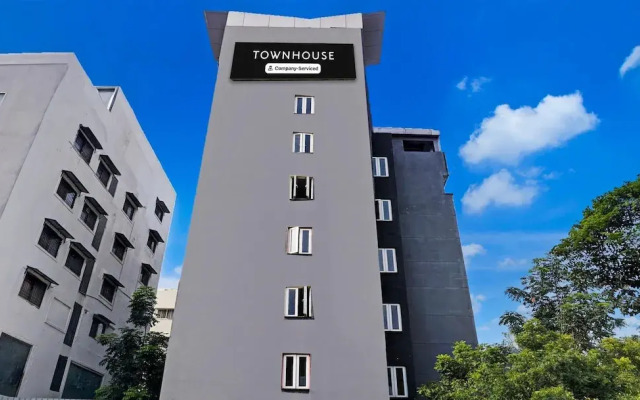 Cozy Deluxe Stays at Balewadi Pune