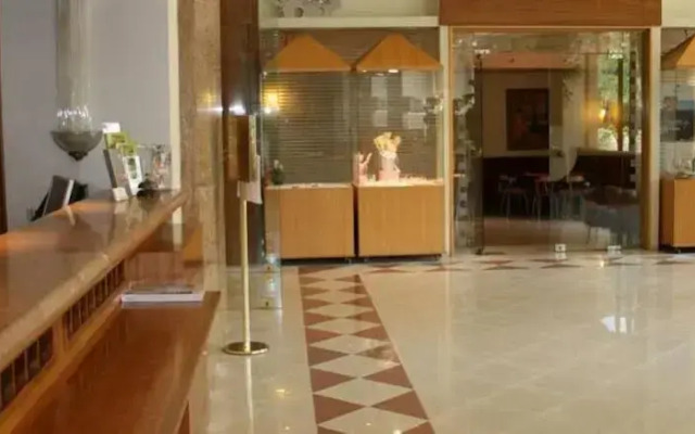 Nepheli Hotel