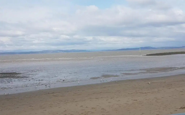 Morecambe sea view apartment 203