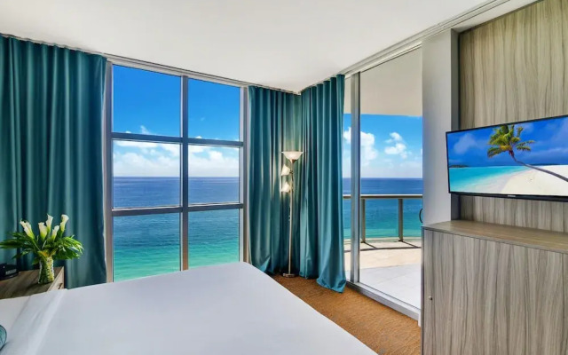 MARENAS BEACH RESORT by Miami And The Beaches Rentals