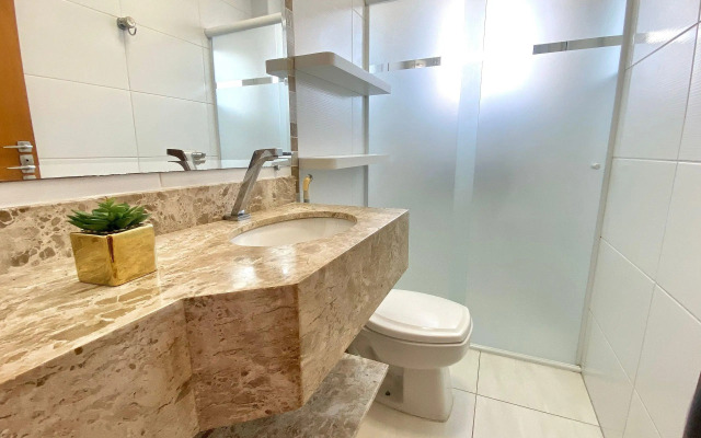 B082- Luxo à Beira-Mar | 3 Suítes c/ Vista | Wi-Fi