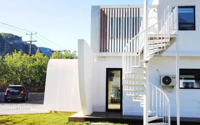 Beijing Beishan Pottery Garden (Yogu Shentan Store)