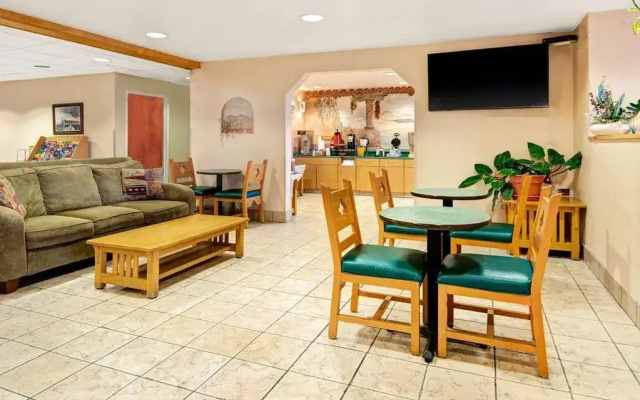 Microtel Inn And Suites Albuquerque West