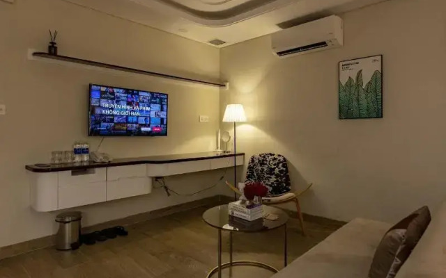 Golden Tree Hotel & Apartment