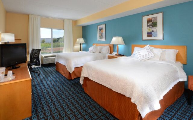 Fairfield Inn & Suites by Marriott Roanoke Hollins/I-81