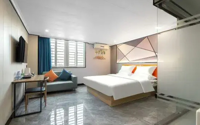 Yunbo Light House Hotel (Quanzhou Jinjiang Wudian City Airport)