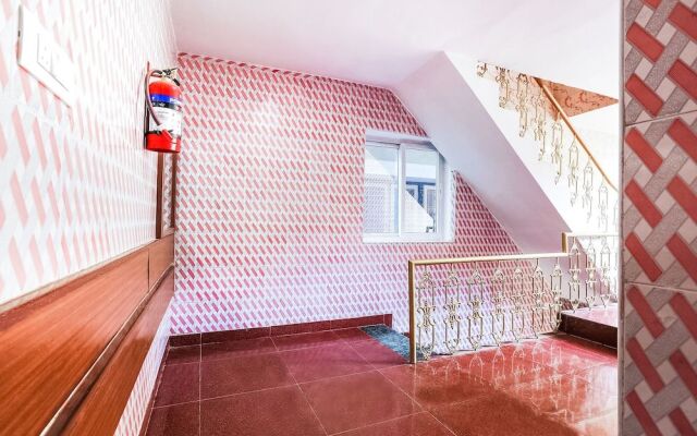 Oyo 22517 Mananya Cottage