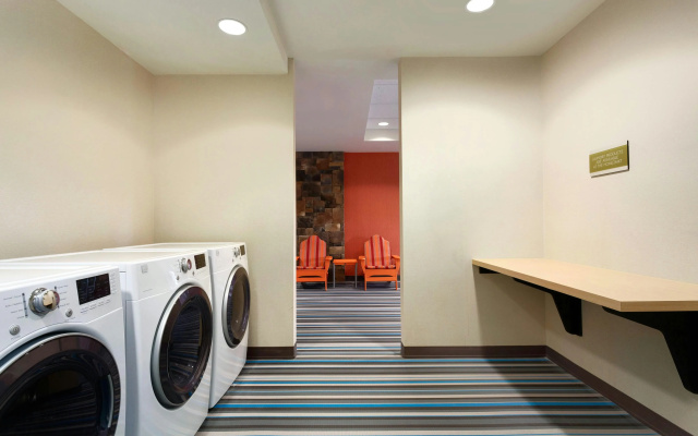 Home2 Suites by Hilton Pittsburgh / McCandless, PA