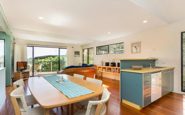 Straddie Beach House 3