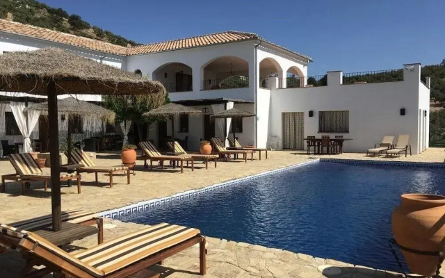 Cortijo Del Caño